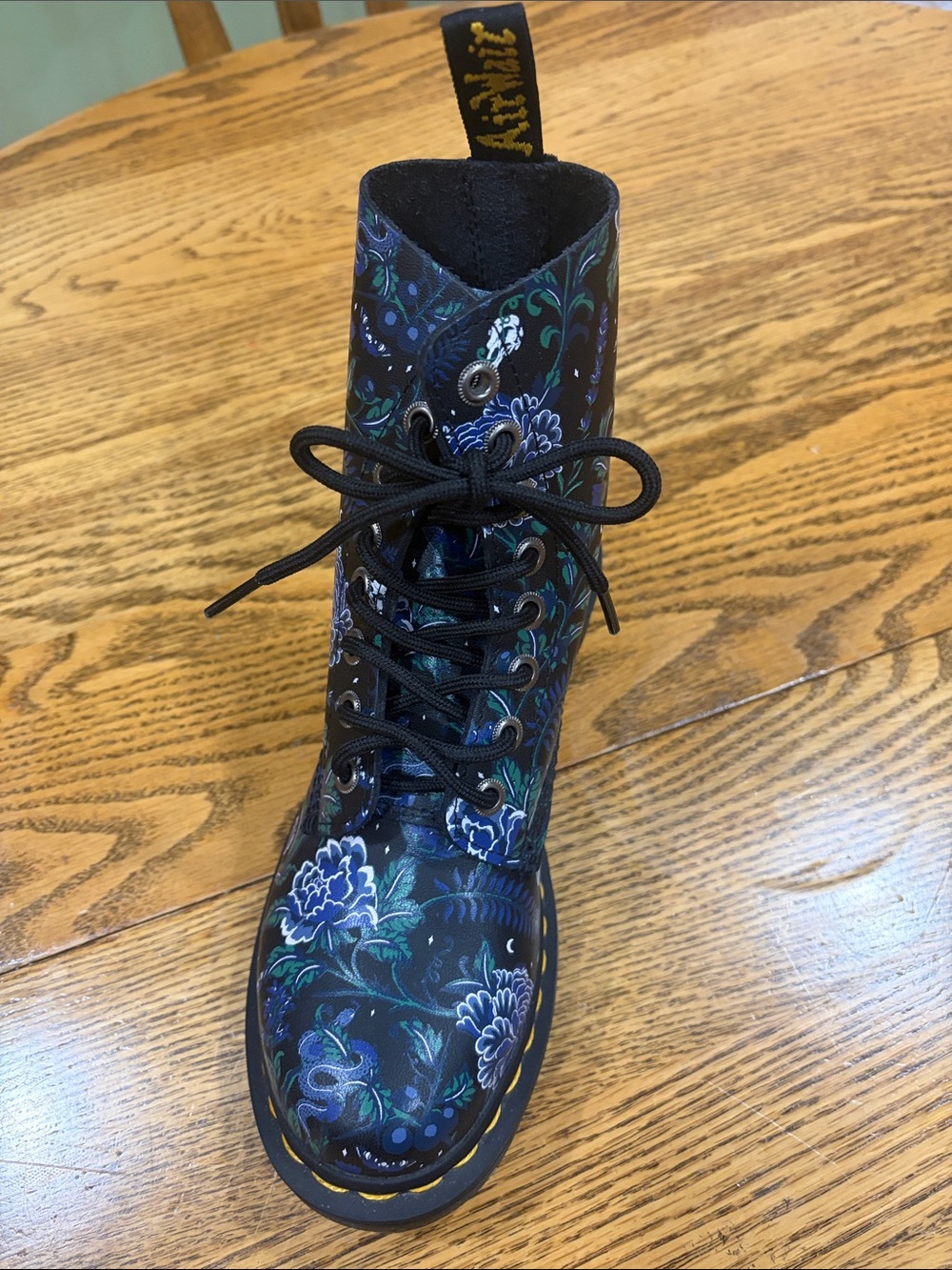 Right Foot Only. Dr Marten Floral Combat Boot - Black/Blue Women's Lace-Up